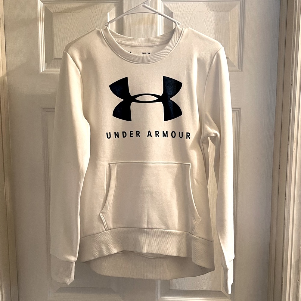 Womens Under Armor crew neck sweatshirt, NWOT